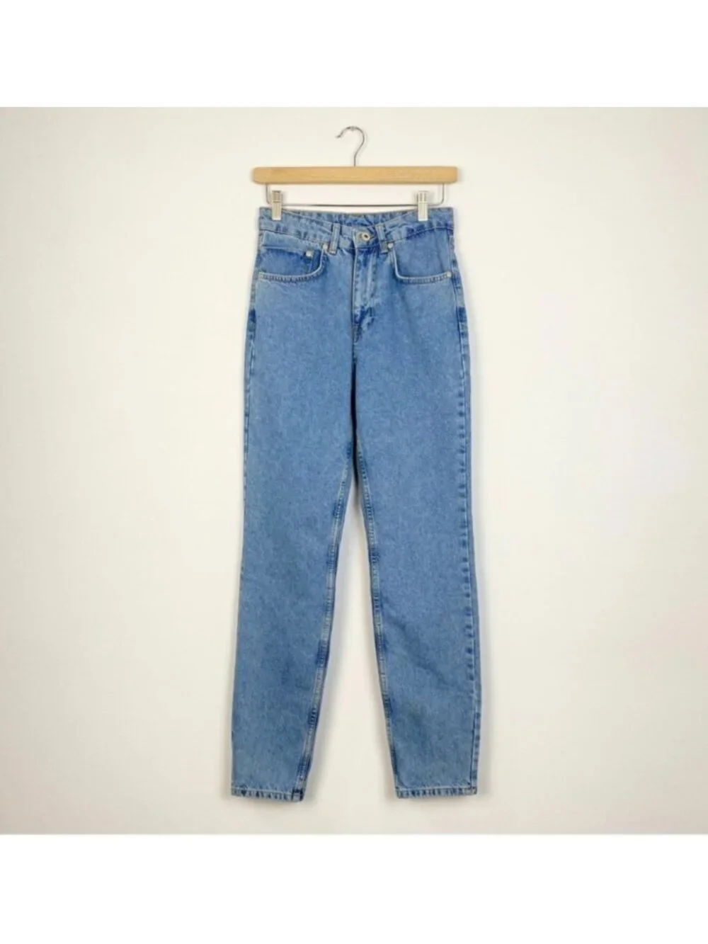 The Ragged Priest Lightwash Mom Jeans